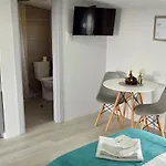 Bulevar Apartment *